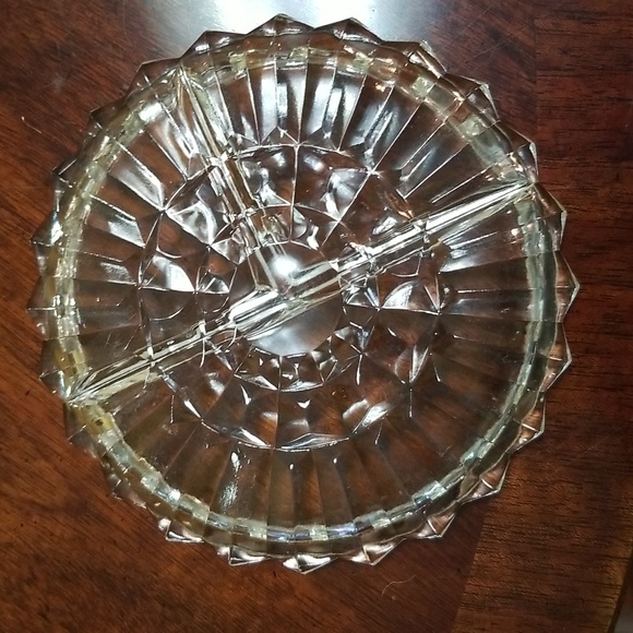 VINTAGE INDIANA GLASS 3 PART DIVIDED DISH - Picture 2 of 4